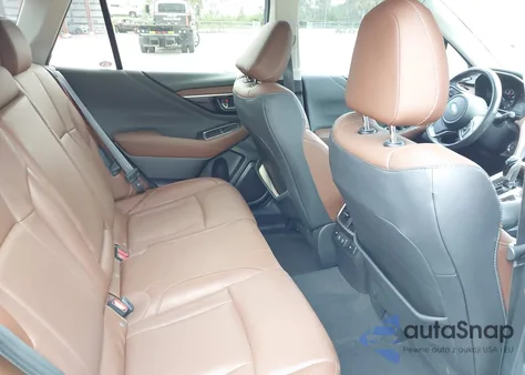 2020 Subaru Outback Touring z USA, uszkodzony, nr VIN 4S4BTAPC7L3207487